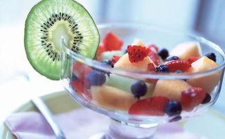 喝烈酒吃酸瓜,舌尖上的独特风味碰撞