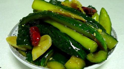 吃瓜的小菜子,吃瓜小菜子的趣味食光之旅