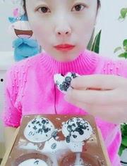 小姐姐吃碎瓜,小姐姐的碎瓜美食之旅