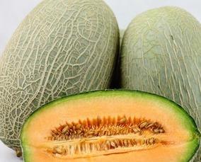 女人吃哈密瓜好处,女性养生佳品，美容养颜的秘密武器